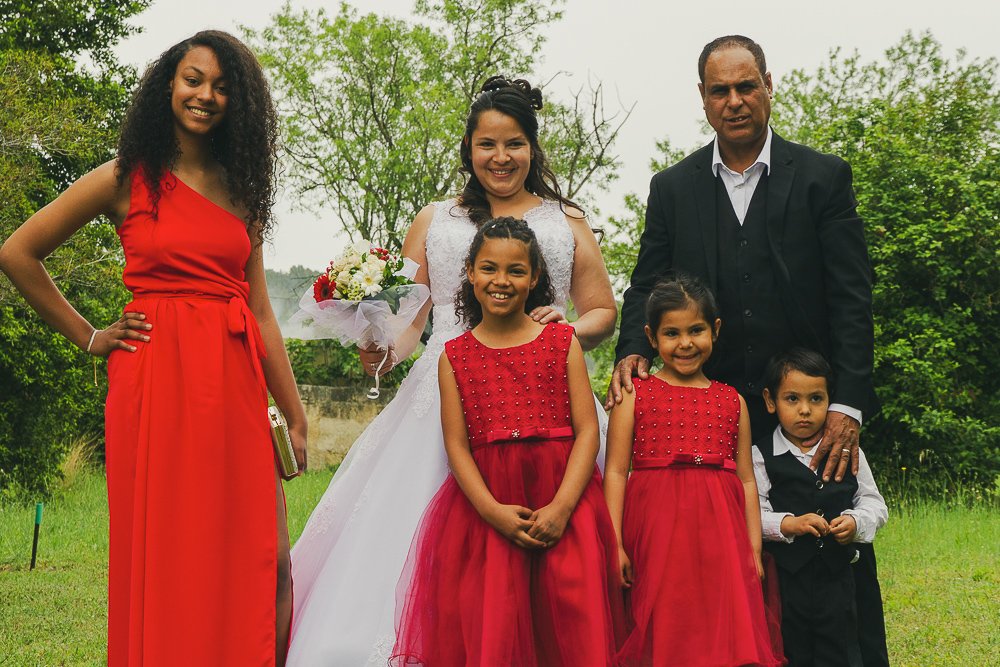 La mariée et ses 4 enfants photo de groupe mariage provençal